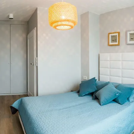 Διαμέρισμα Aparthotel24 *