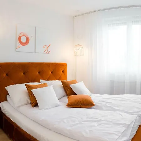 Διαμέρισμα Aparthotel24 *