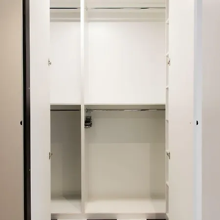 Διαμέρισμα Aparthotel24 *