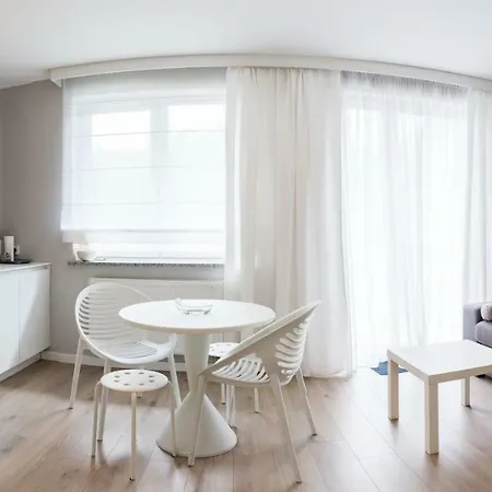 Aparthotel24 Διαμέρισμα *