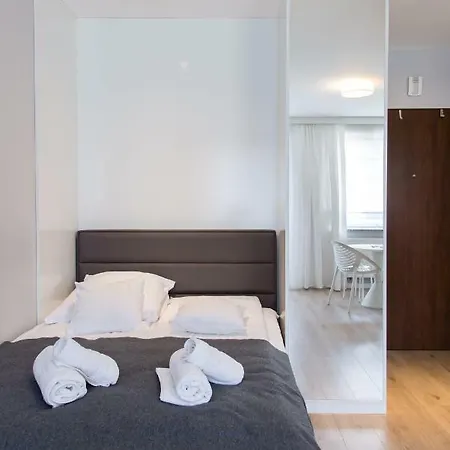 Aparthotel24 *
